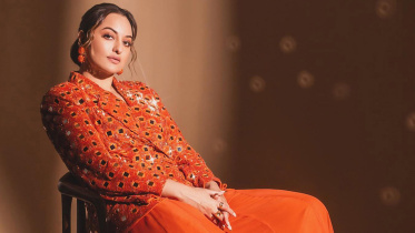 সোনাক্ষী সিনহা, বলিউড, জহির ইকবাল, কপিল শর্মা, আলিয়া ভাট, কিয়ারা আদভানি,