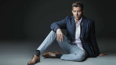 হৃতিক রোশন, বলিউড, ওয়ার, ফাইটার, টাইগার শ্রফ, দীপিকা পাড়ুকোন, ক্যাটরিনা কাইফ, ম্রুনাল ঠাকুর, প্রিয়াঙ্কা চোপড়া, কৃষ থ্রি,