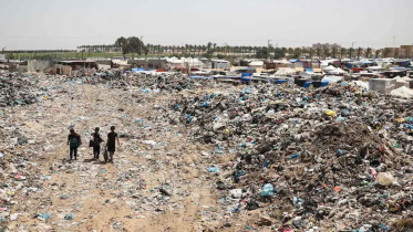 প্রায় ৯ মাসের সংঘাতে গাজা এখন কার্যত ধ্বংস্তুপে পরিণত হয়েছে। ছবি: এএফপি