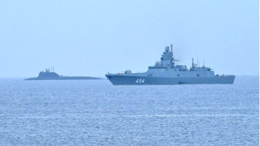 কিউবায় রাশিয়ার রণতরী গোর্শকভ ও সাবমেরিন কাজান। ছবি: এএফপি
