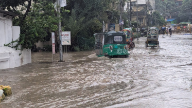 টানা বৃষ্টিতে চট্টগ্রামের নিম্নাঞ্চলে জলাবদ্ধতা