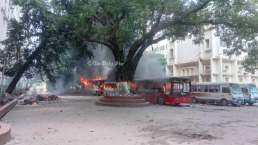 বিএসএমএমইউতে ভাঙচুর