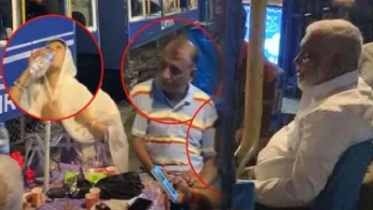 কলকাতার পার্কে সাবেক স্বরাষ্ট্রমন্ত্রী আসাদুজ্জামান