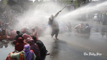 shahbagh_water_canon.jpg