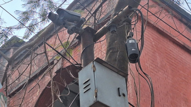 বরিশালে সিসি ক্যামেরা চুরি