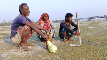 lalmonirhat_kurigram_job_crisis.-01.jpg