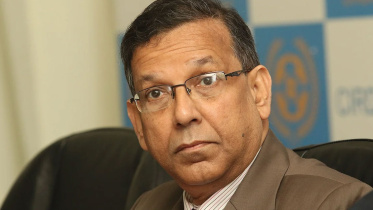 former_law_minister_assaulted_by_pro-bnp_lawyers.jpg