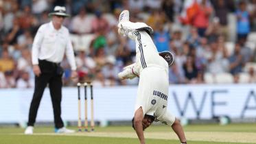 India's Rishabh Pant celebrates