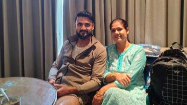 Akash Deep and his sister 