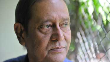 হেলাল হাফিজ।