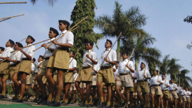 উগ্র হিন্দুত্ববাদী রাষ্ট্রীয় স্বয়ংসেবক সংঘের (আরএসএস) কর্মীদের প্রশিক্ষণ। ফাইল ছবিছ: রয়টার্স