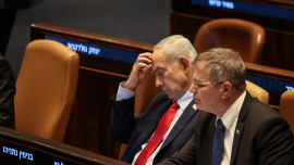 ইসরায়েলি পার্লামেন্ট নেসেটে প্রধানমন্ত্রী বেনিয়ামিন নেতানিয়াহু। ফাইল ছবি: রয়টার্স