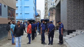 বিসিক শিল্পাঞ্চলের পাশে চাঁদনী হাউজিং এলাকায় এ সংঘর্ষ হয়।