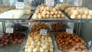 জামালপুরের বুড়িমার মিষ্টি