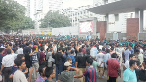 দাবি আদায়ের দেশ