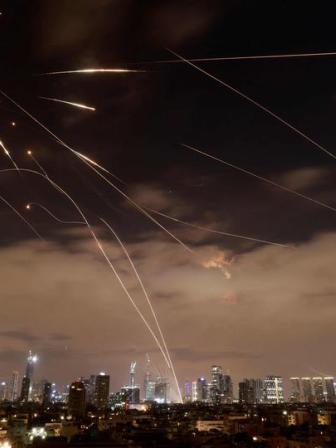 Iran missile barrage on Israel