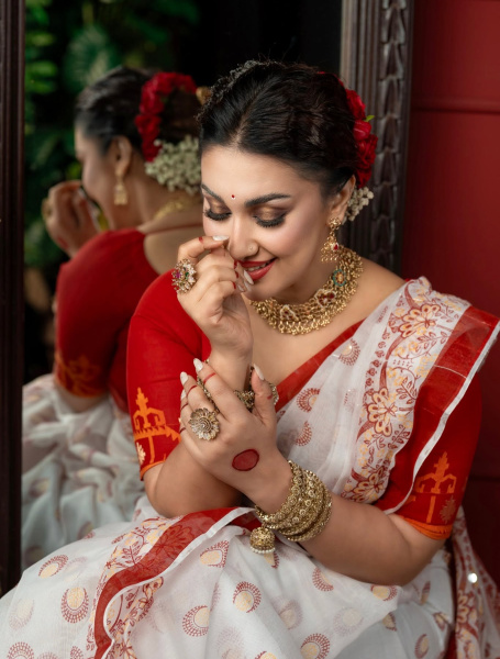 Apu Biswas