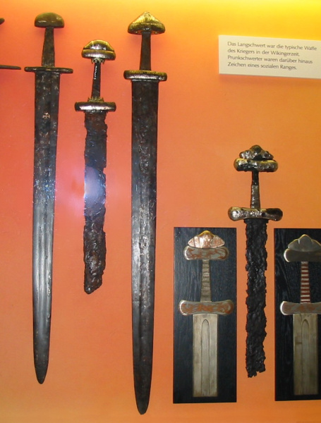 Viking_swords.